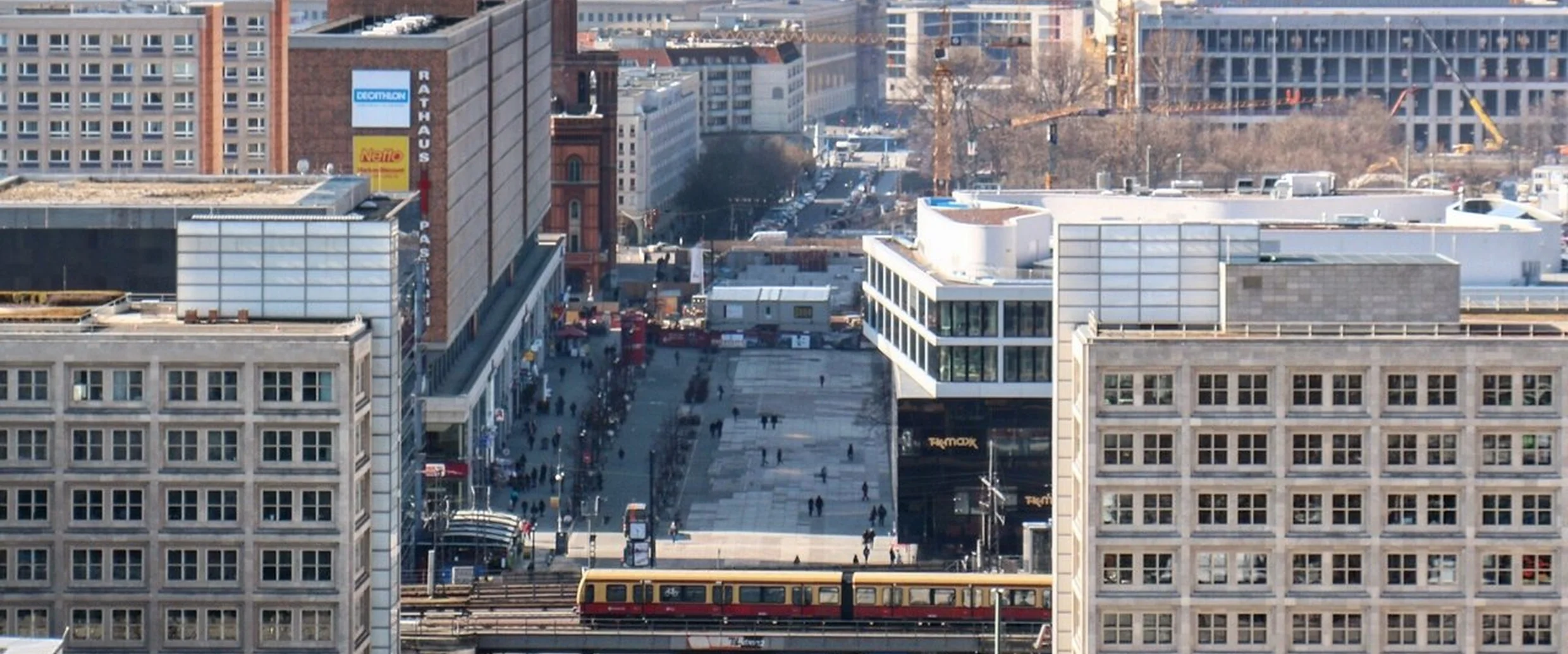 Public guided tour “Imprisoned at Alexanderplatz”