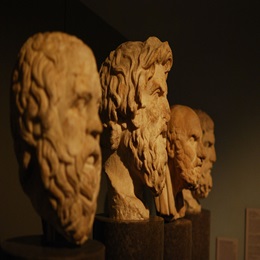 Philosophical Discussions at Gloria Fuertes